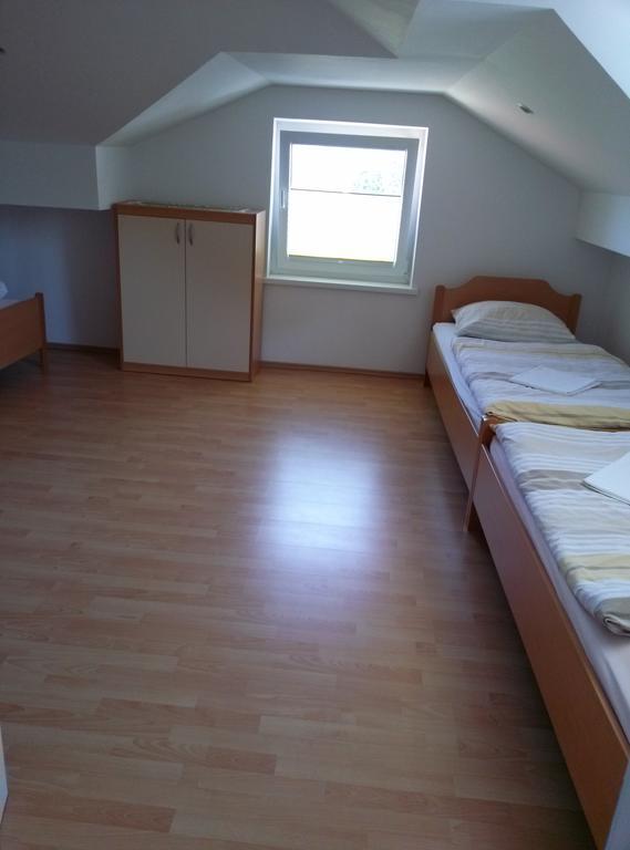Bed And Breakfast Spelca Pivka Værelse billede